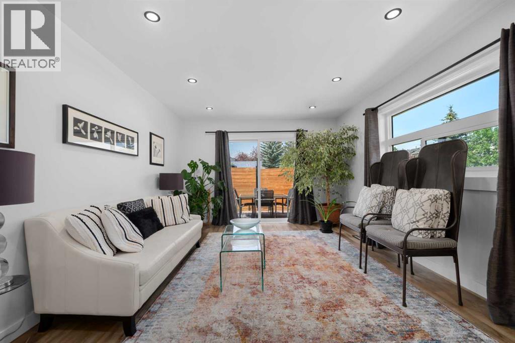 49 Sunlake Road SE
