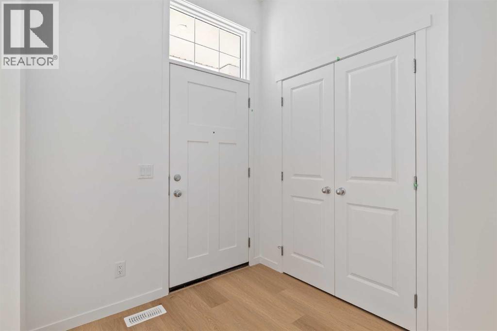 449 Hotchkiss Drive SE