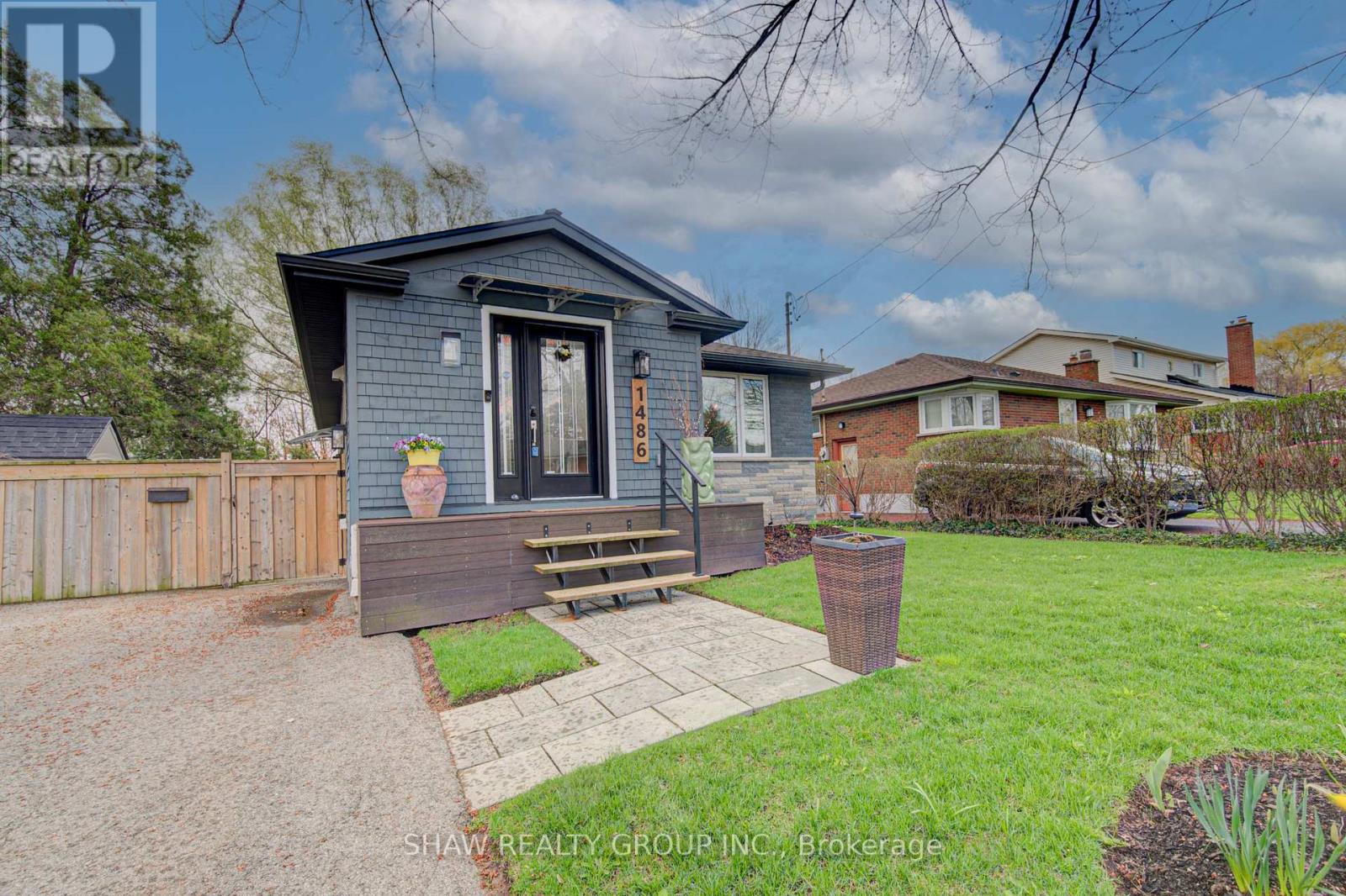 1486 AUGUSTINE DRIVE