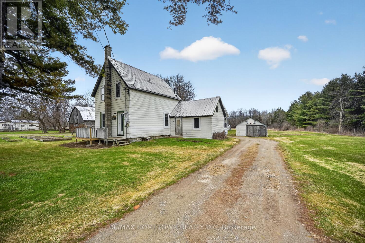 2801 COUNTY RD 18 ROAD