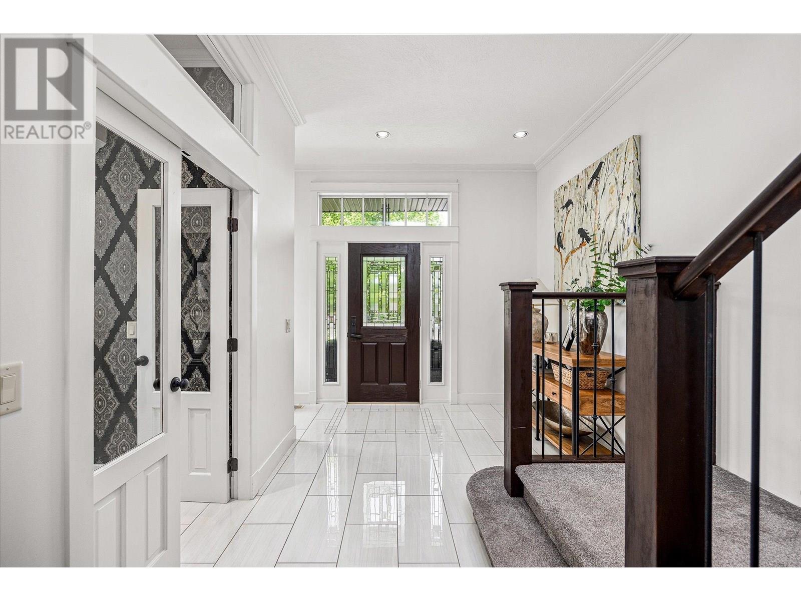 4841 Canyon Ridge Crescent