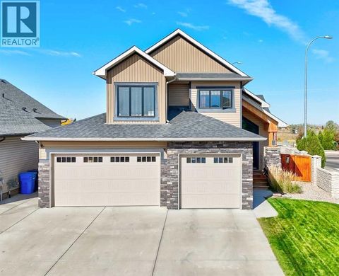 103 Canyon Estates Way W Lethbridge AB T1J4S8
