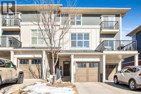 468 Nolan Hill Drive NW Calgary AB T3R0V4