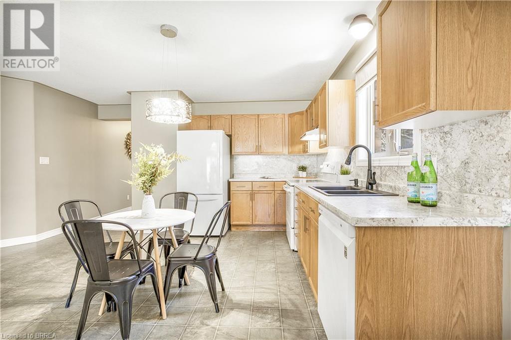 633 PARK Road N Unit# 1