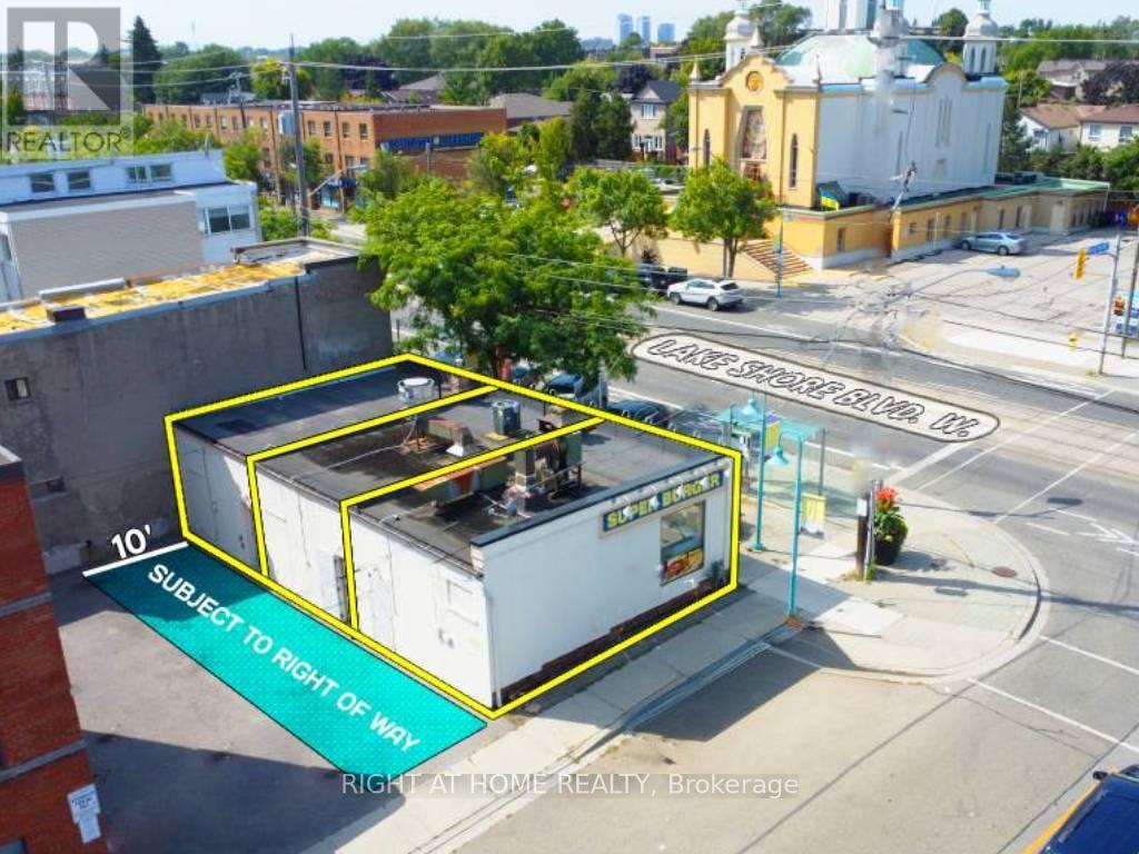 3327 LAKESHORE BOULEVARD W