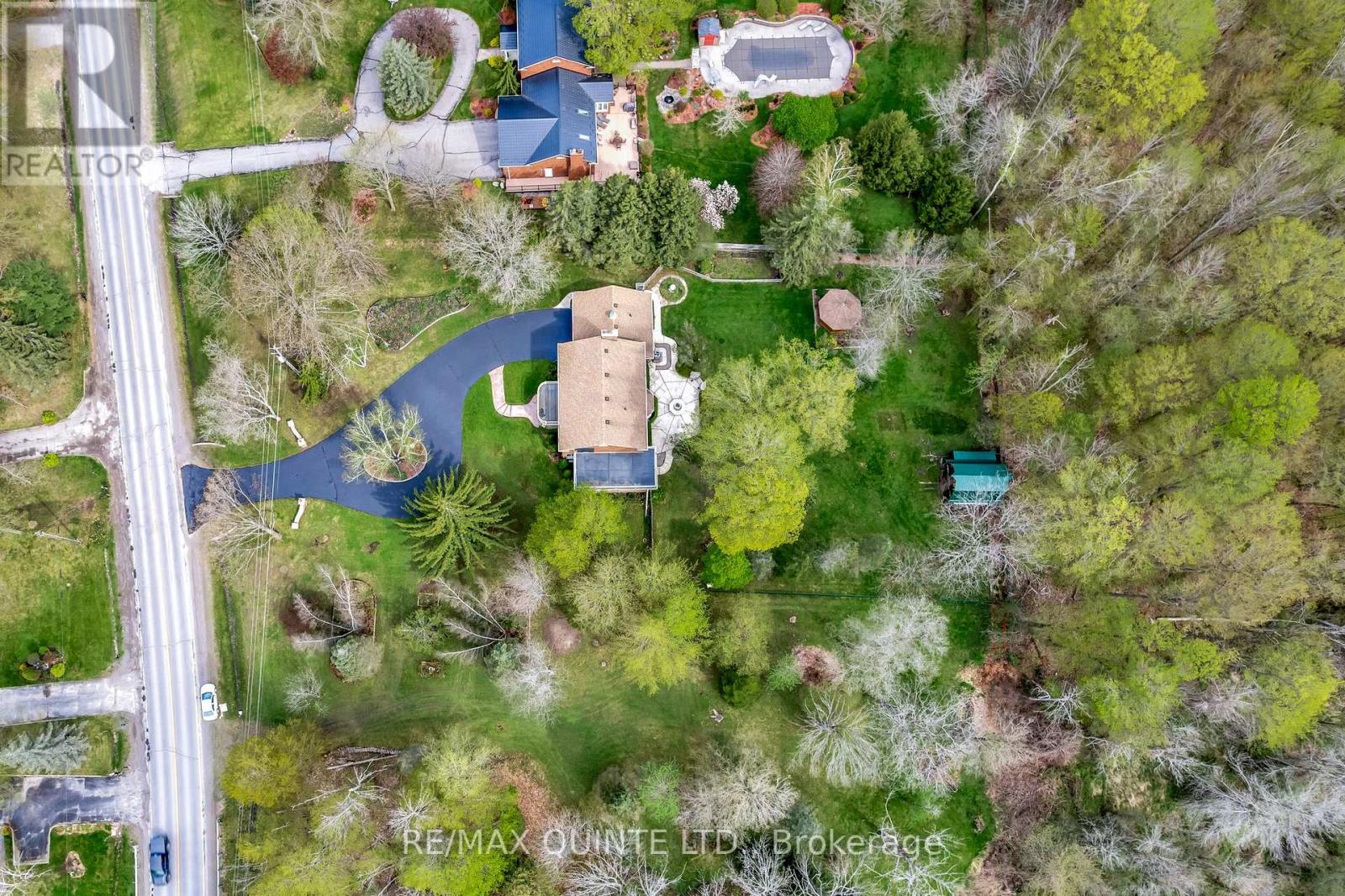 1386 WALLBRIDGE-LOYALIST ROAD