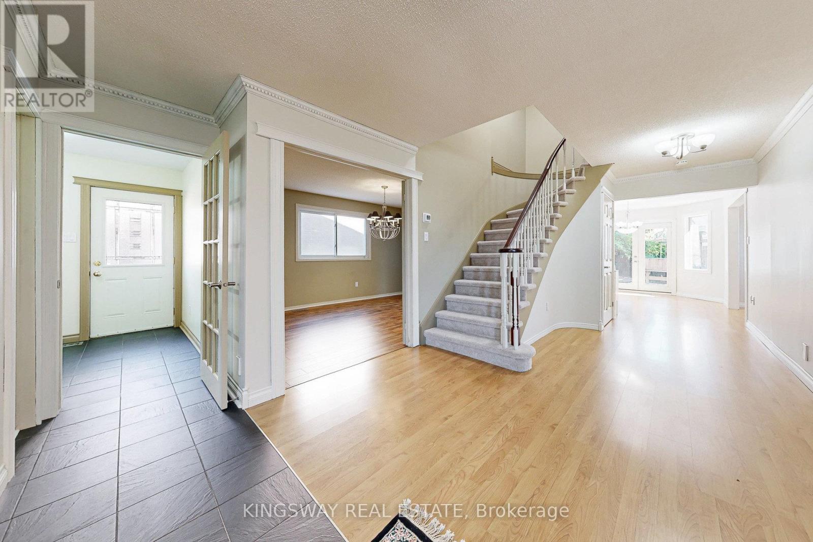 6059 TILLSDOWN DRIVE