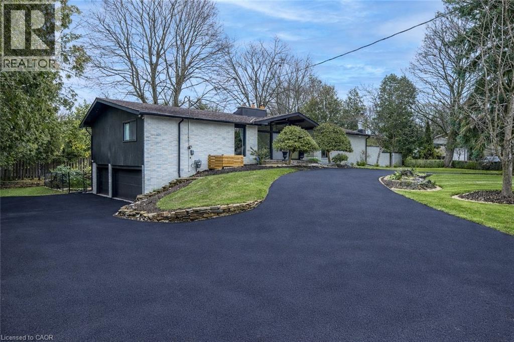 625 SIR RICHARDS Road