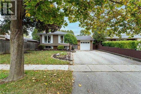4 ADELAIDE Avenue Brantford ON N3S7H3