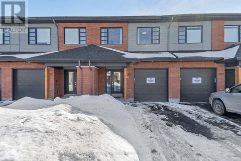 677 HONEYDEW STREET Ottawa ON K1X0K5