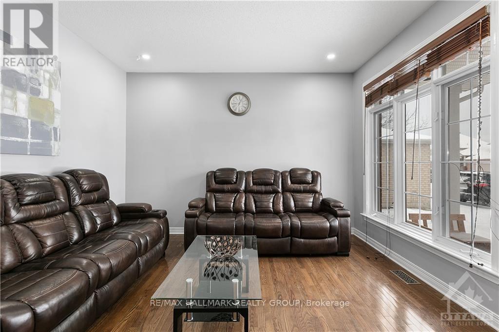 4464 SHORELINE DRIVE