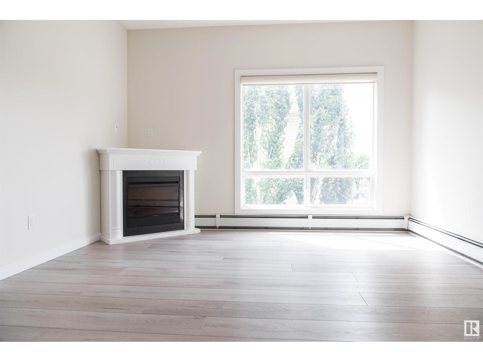 #304 10524 77 AV NW