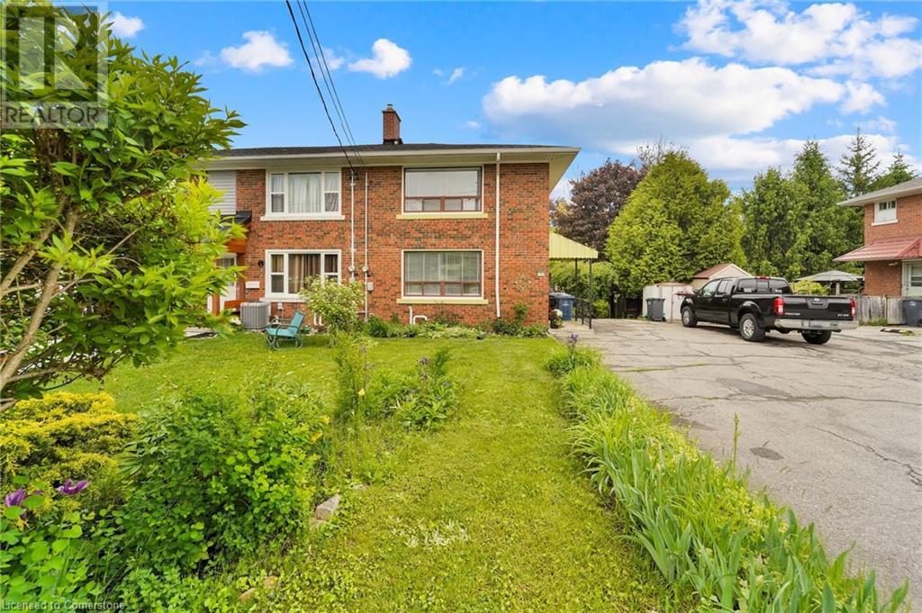 104 WAVERLEY Drive