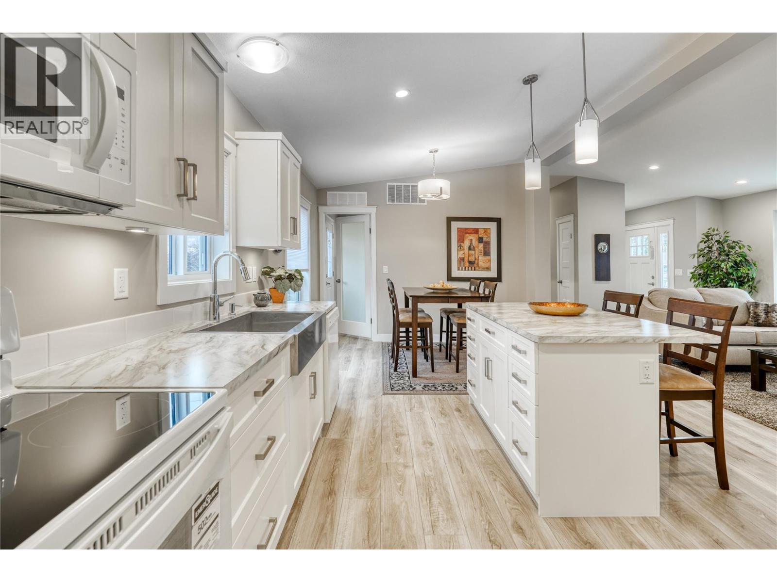 321 Yorkton Avenue Unit# 11 Lot# 11