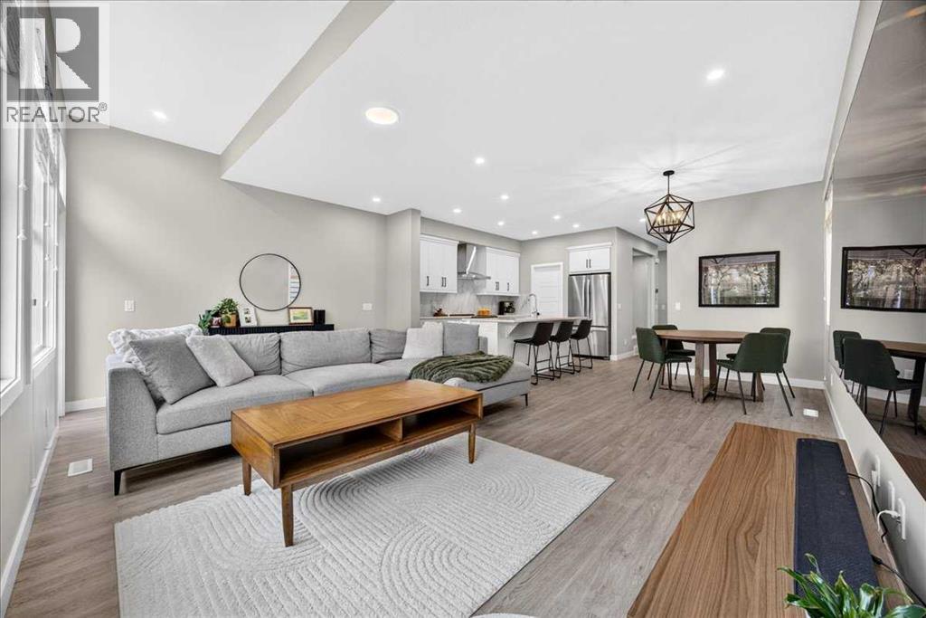 154 Masters Row SE