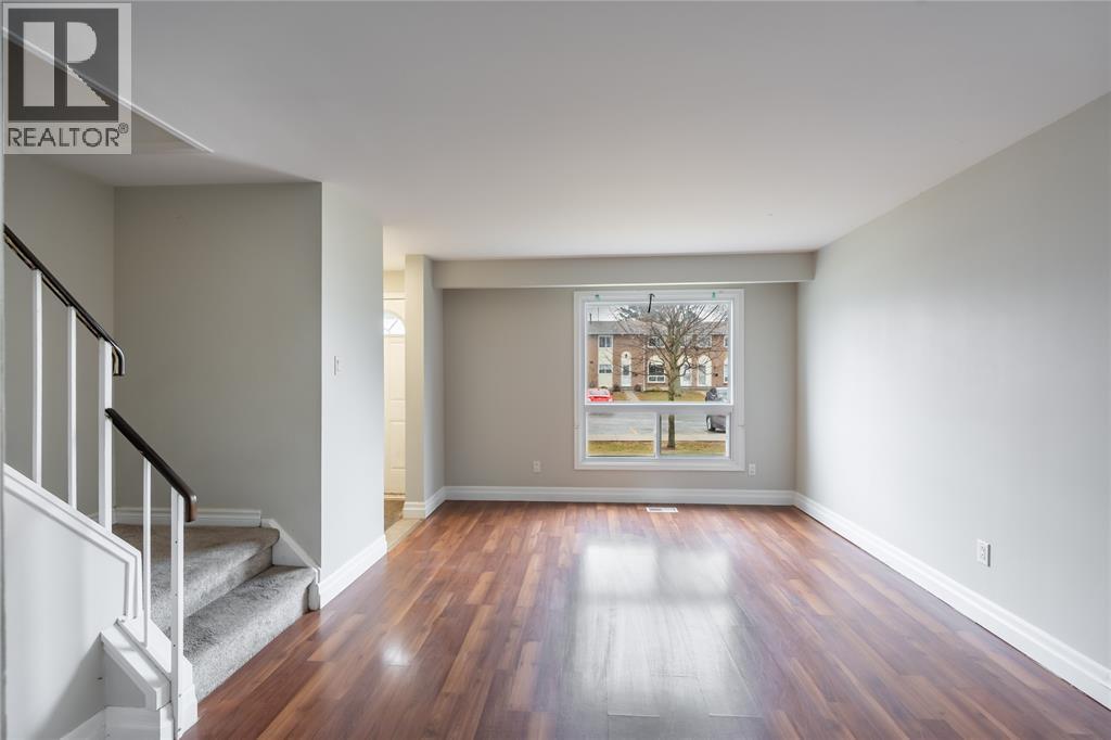 27 TURNER DRIVE Unit# 32