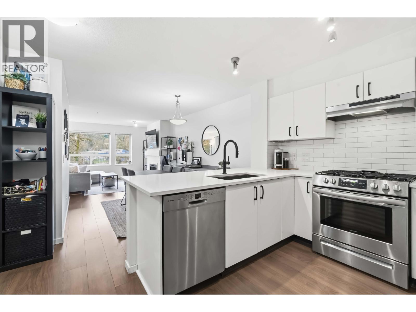 308 801 KLAHANIE DRIVE