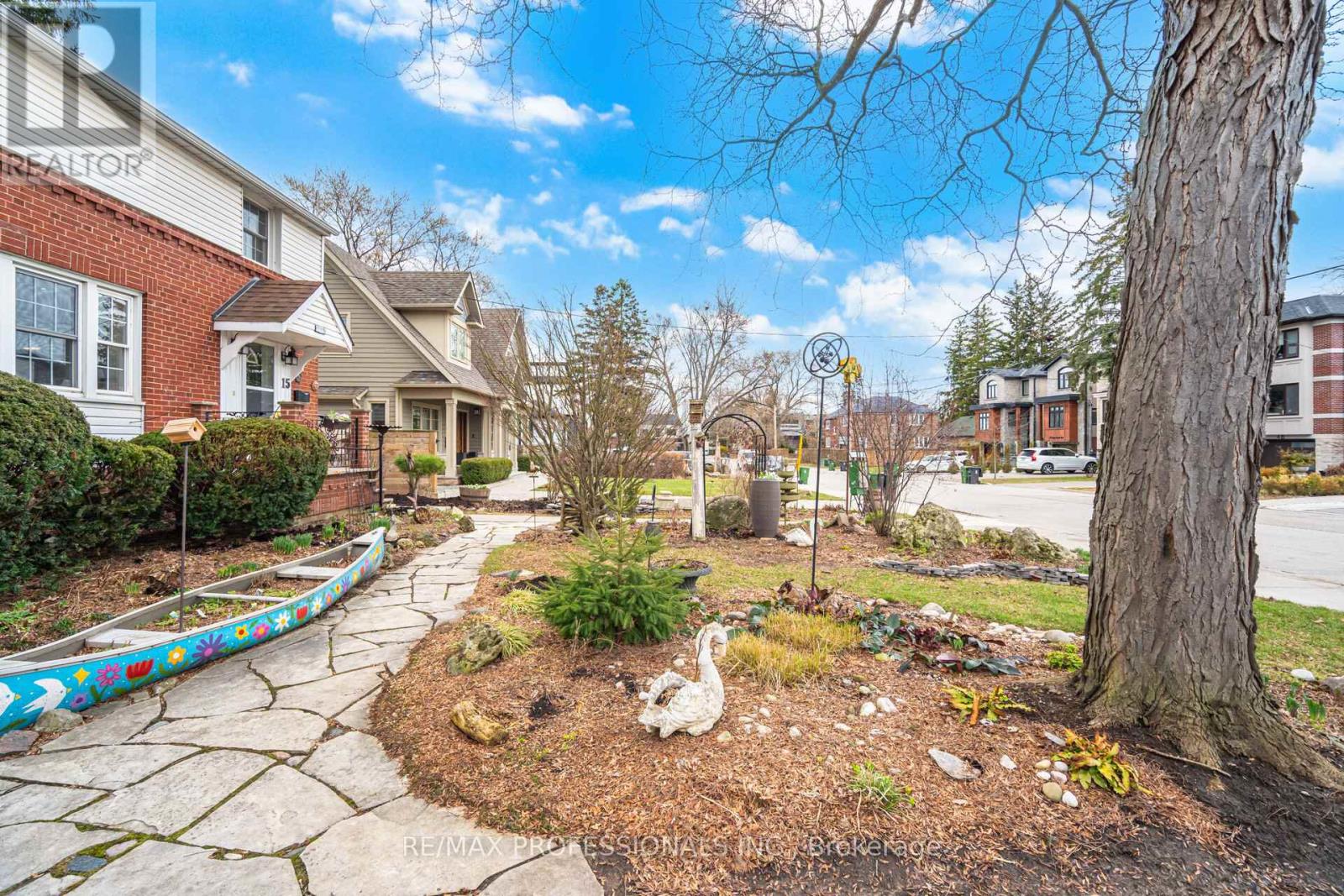 15 TWENTY-SEVENTH STREET