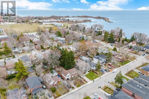 15 TWENTY-SEVENTH STREET Toronto (Long Branch) ON M8W2X2