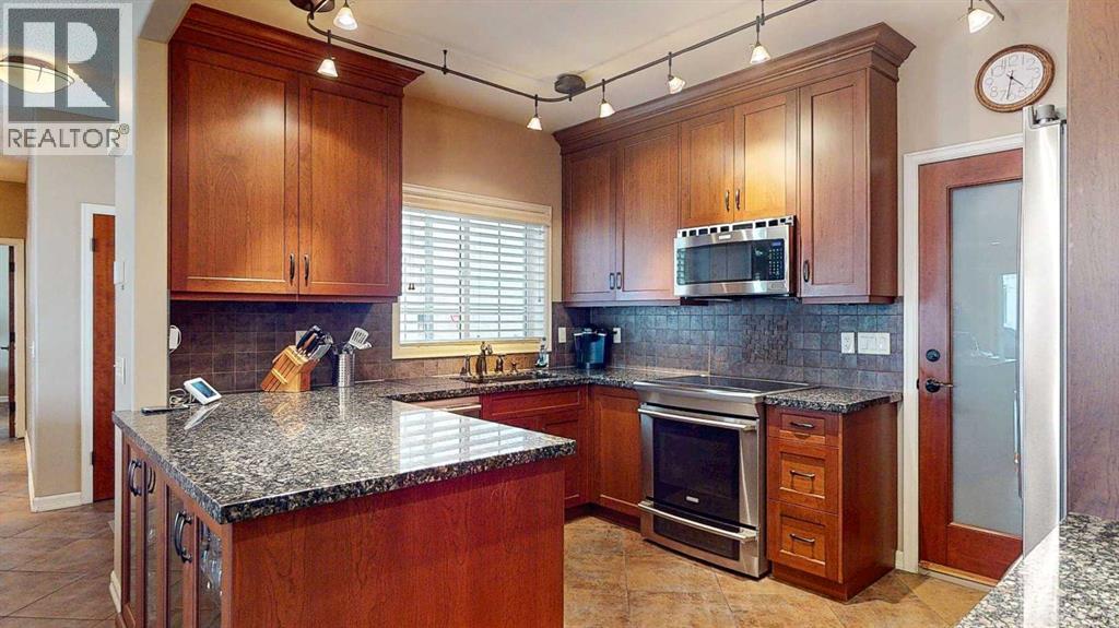 604, 1997 Sirocco Drive SW