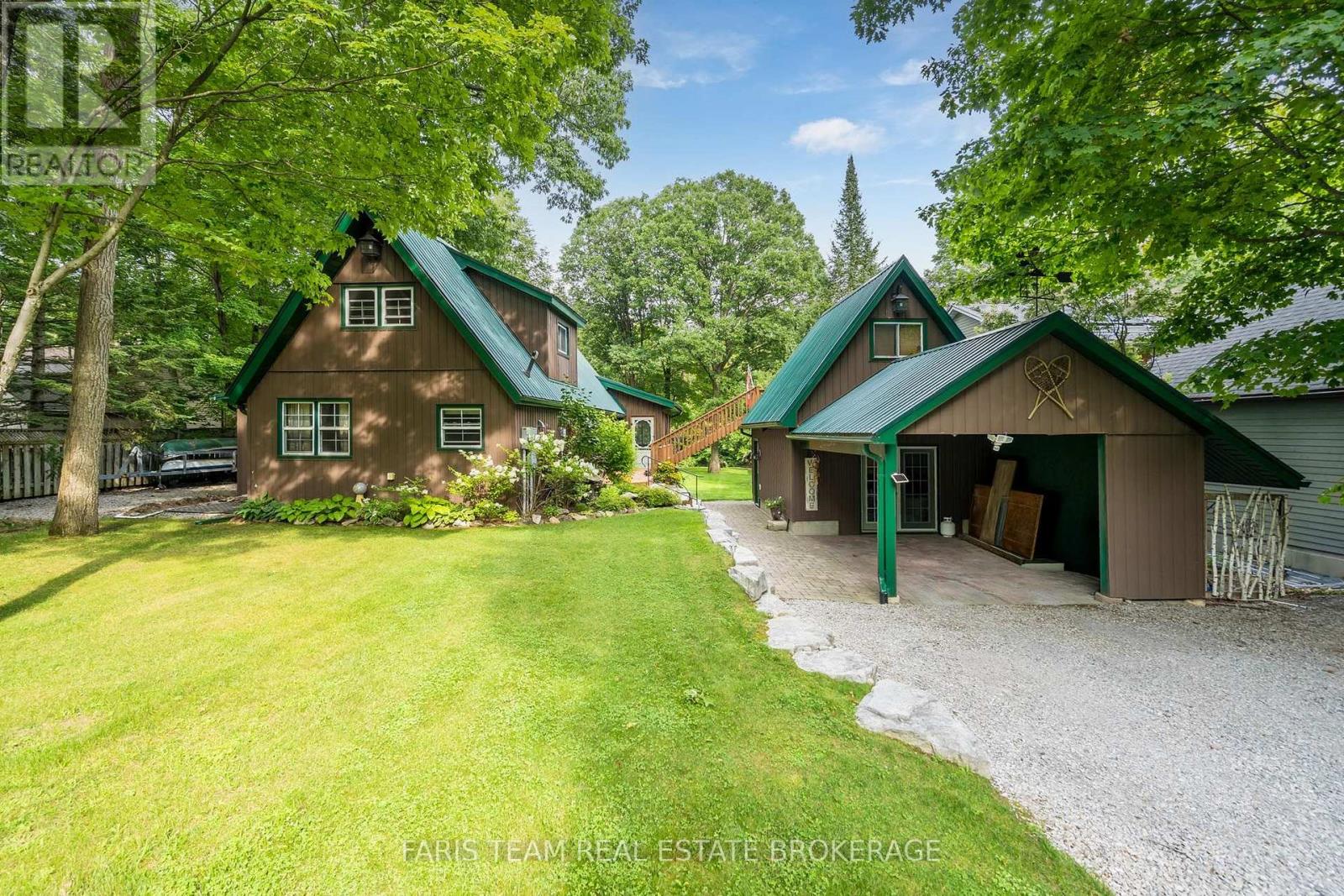 7353 DAVY DRIVE