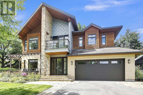 592 BRIERWOOD AVENUE Ottawa ON K2A2H8