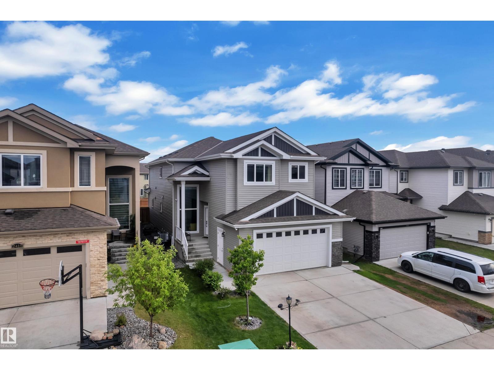 2419 15 AV NW