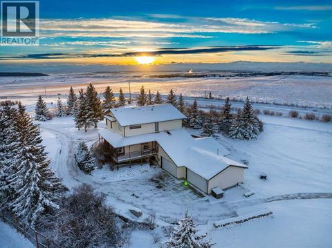 59 Big Hill Creek Estates Rural Rocky View County AB T4C2X6