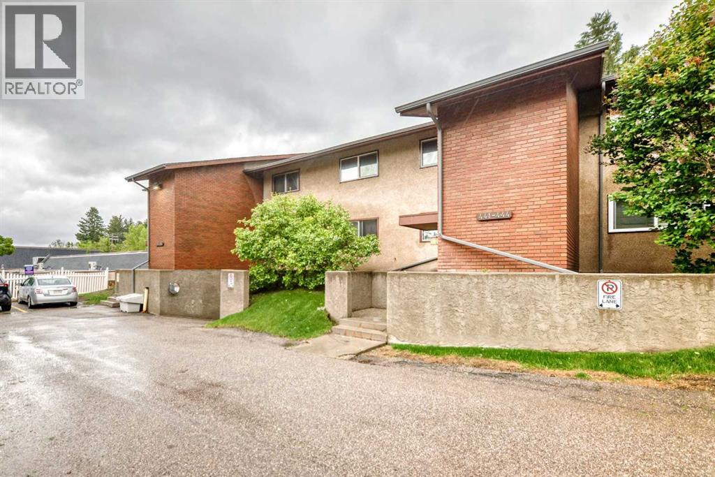 444, 1305 Glenmore Trail