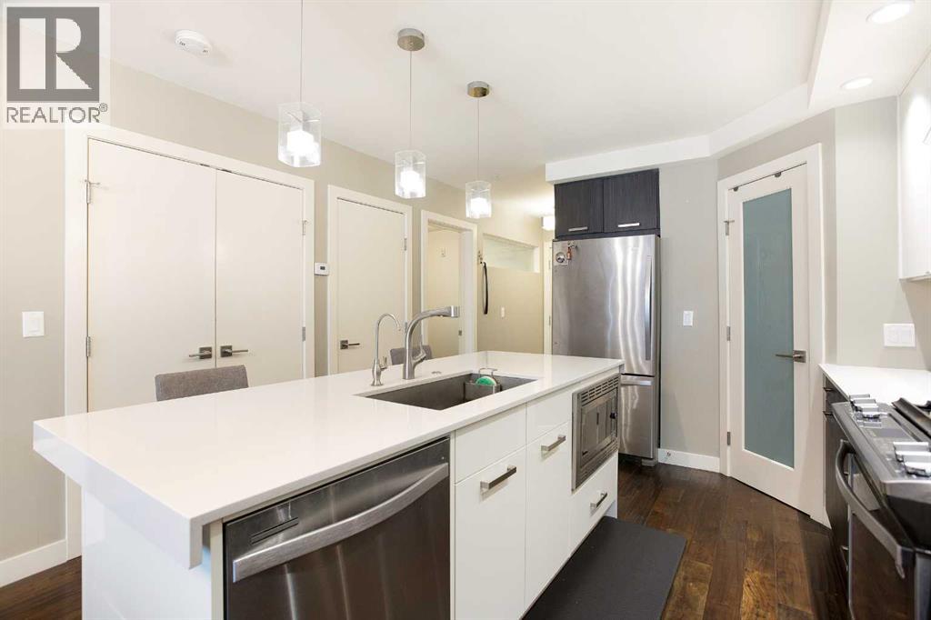 202, 1029 15 Avenue SW