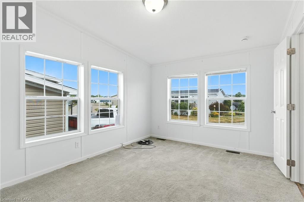 45 RIVERBEND Crescent