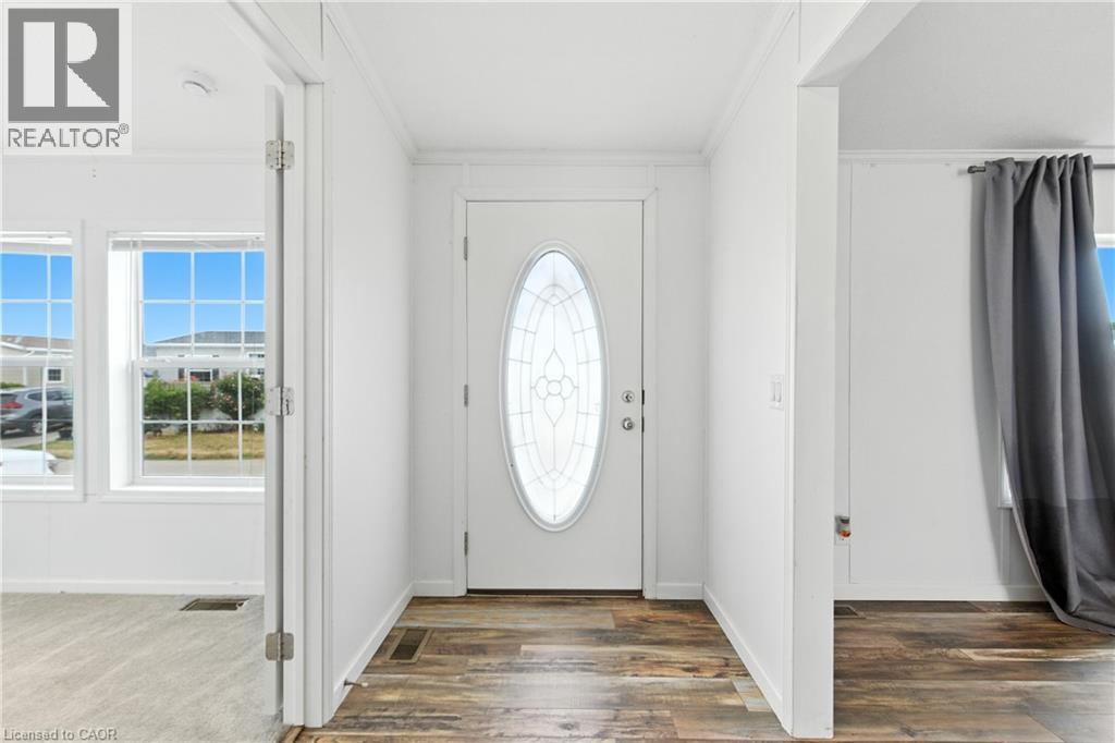 45 RIVERBEND Crescent