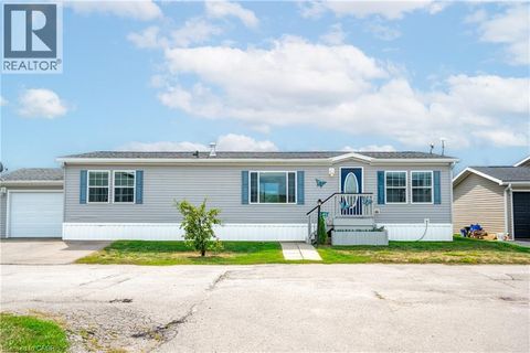 45 RIVERBEND Crescent Nanticoke ON N0A1L0