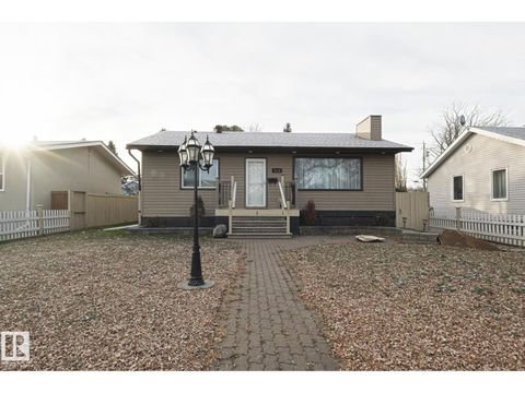 5118 50 AV Stony Plain AB T7Z1C3
