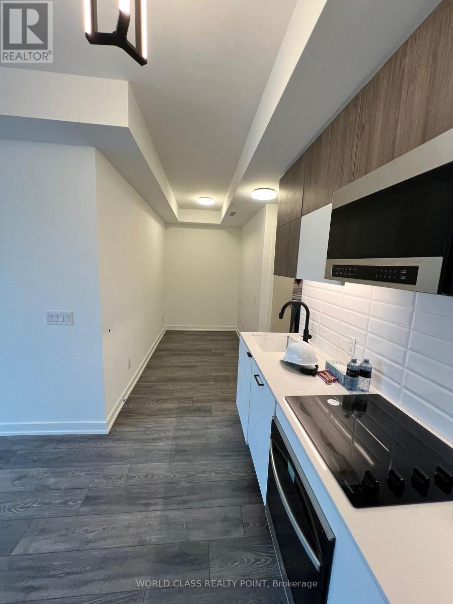 212 - 8888 YONGE STREET