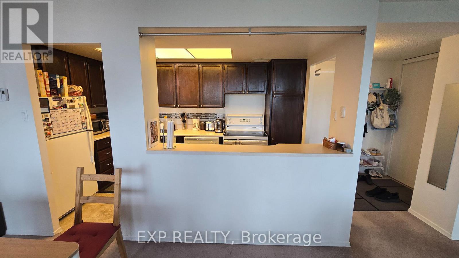 1105 - 530 LAURIER AVENUE W