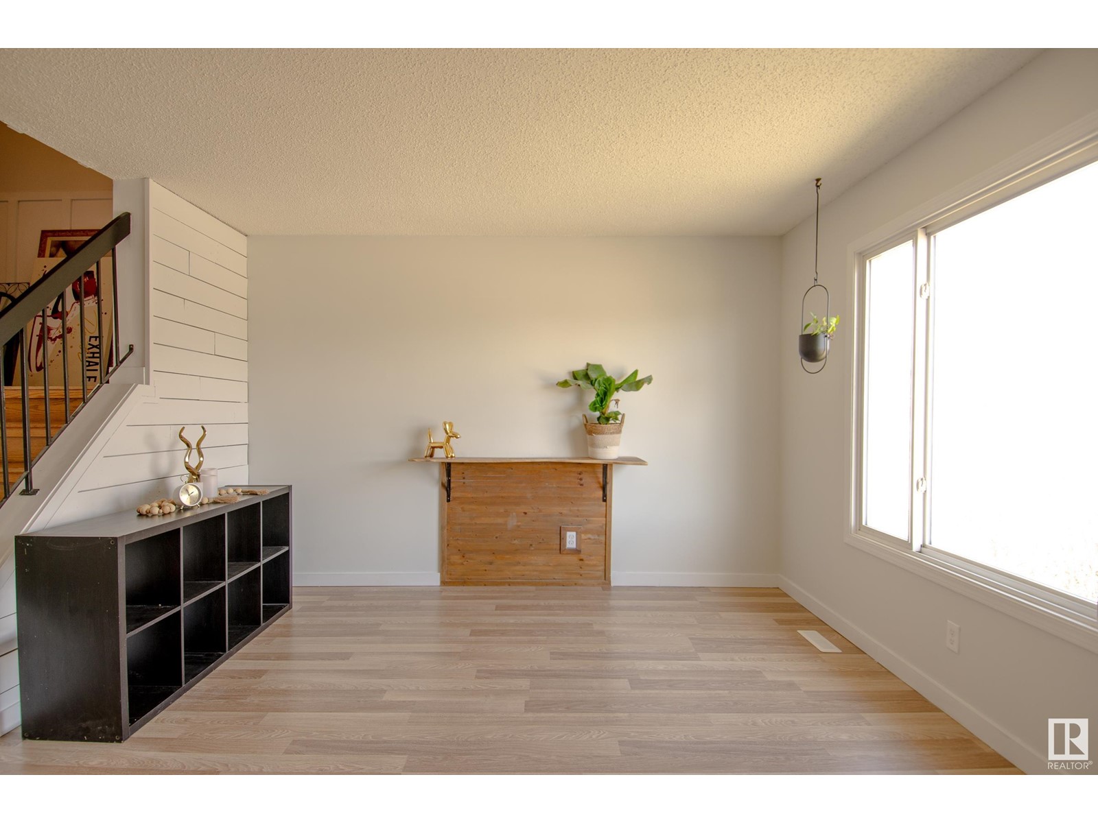 15806 84 ST NW