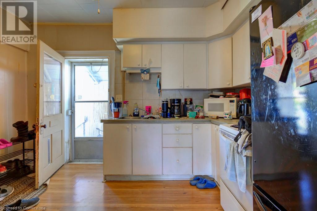 132 TILLSON Avenue