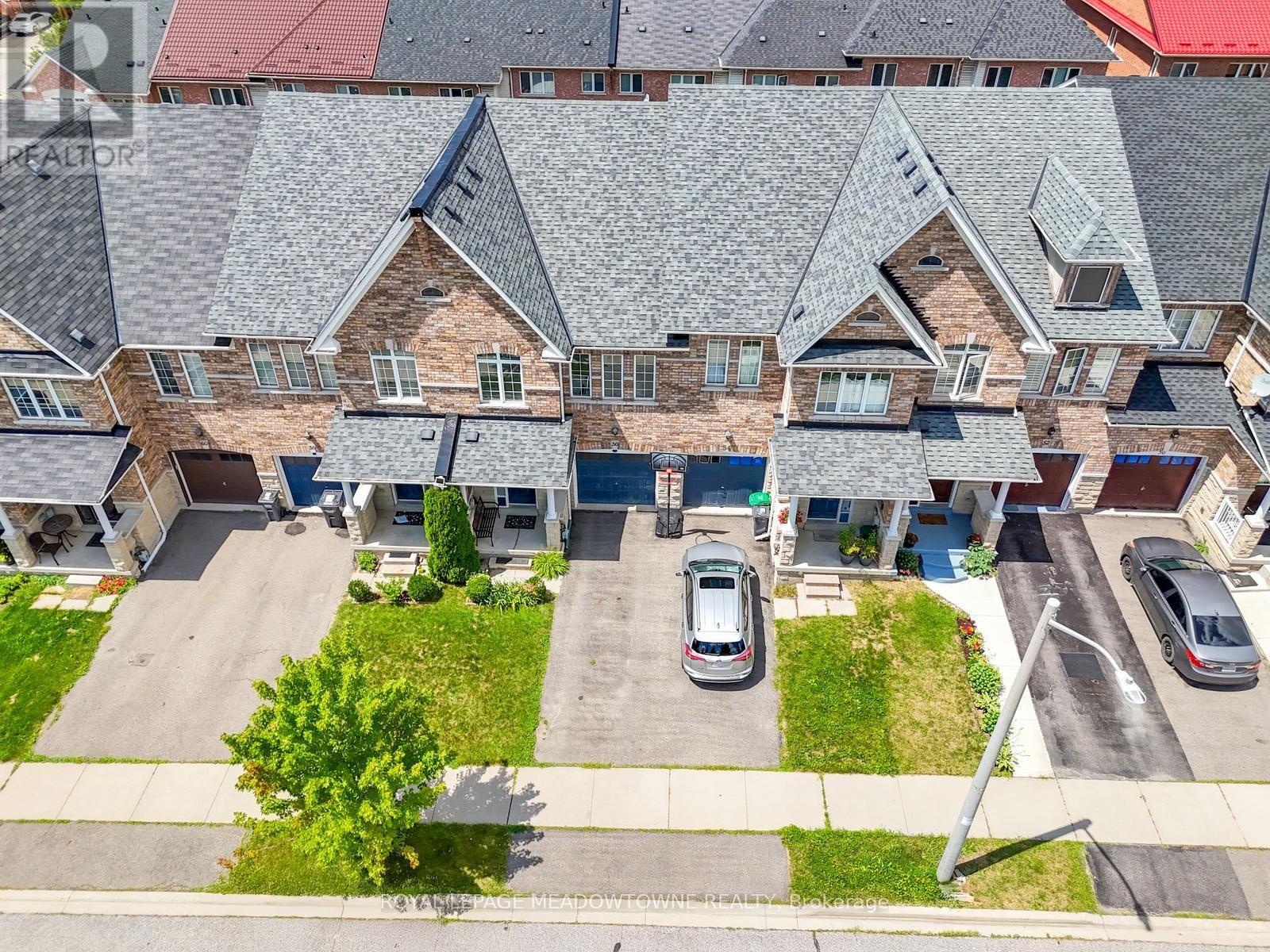 52 ROYAL VISTA ROAD