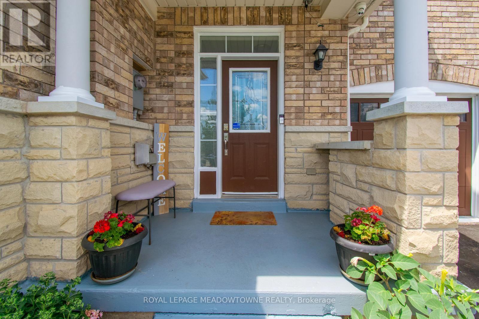 52 ROYAL VISTA ROAD