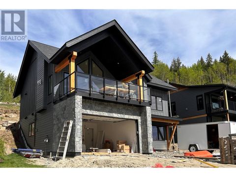 798 White Tail Drive Rossland BC V0G1Y0