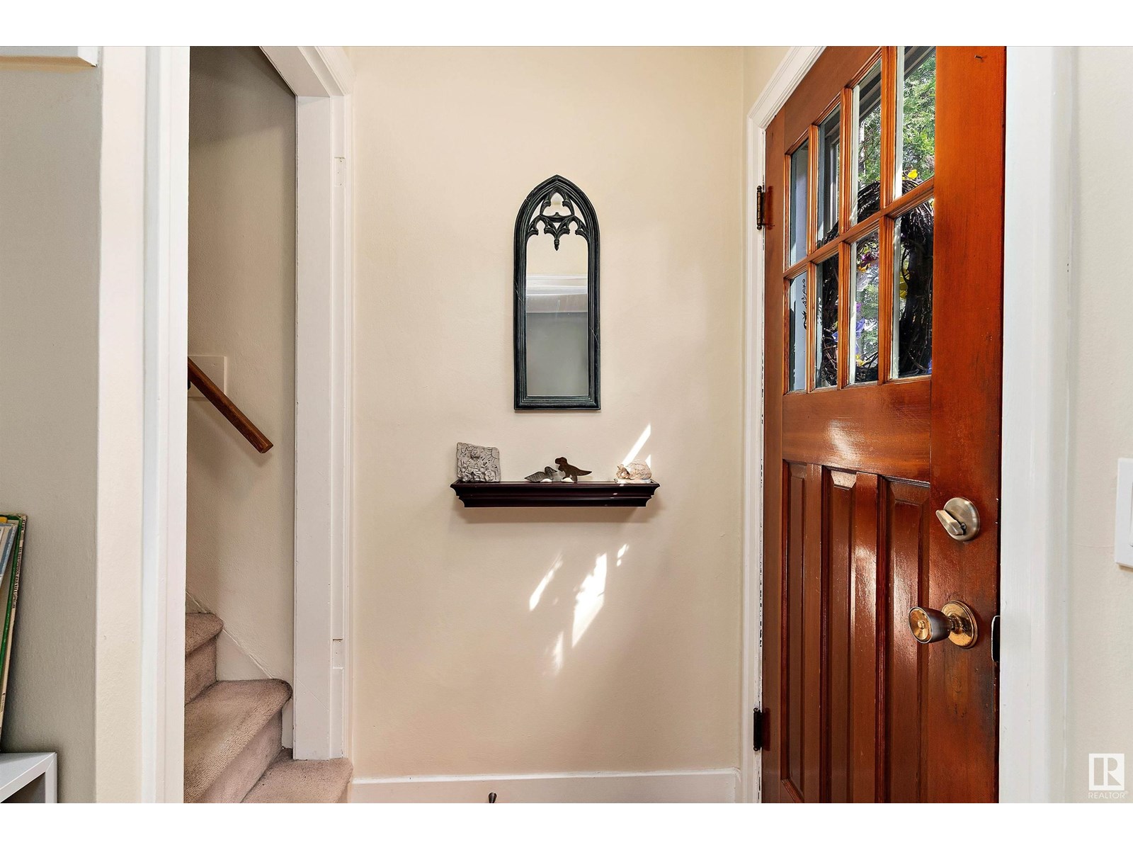 11042 76 ST NW