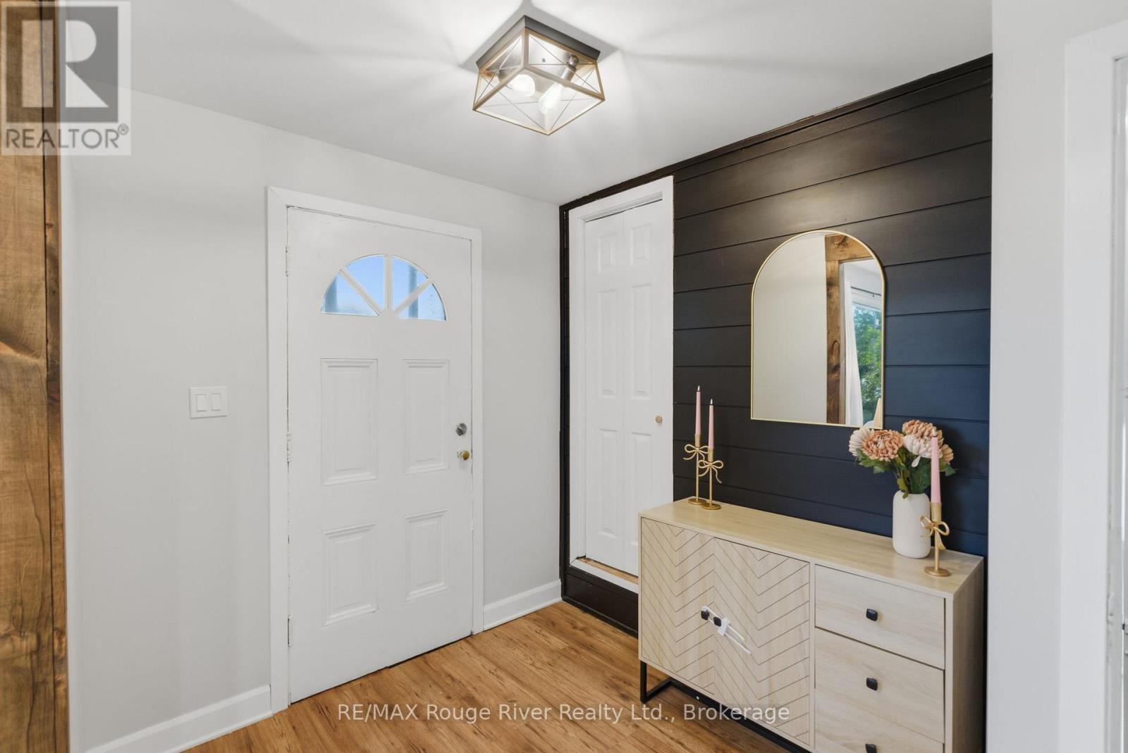 152 WILSON ROAD S