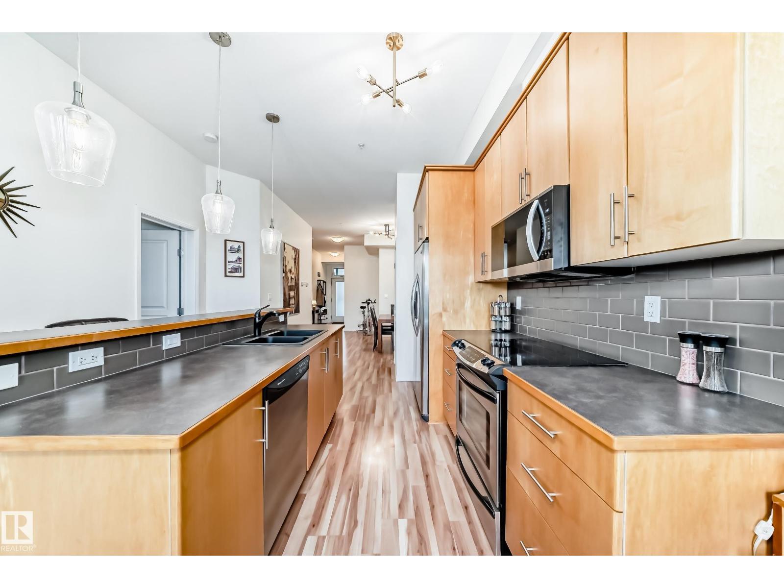 #303 10531 117 ST NW