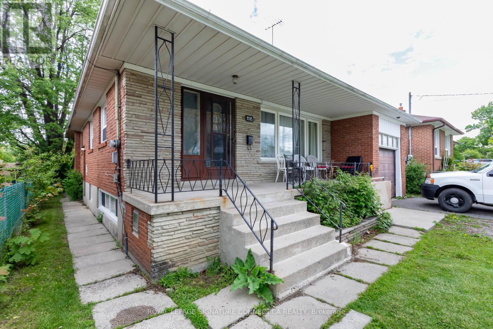 484 DREWRY AVENUE