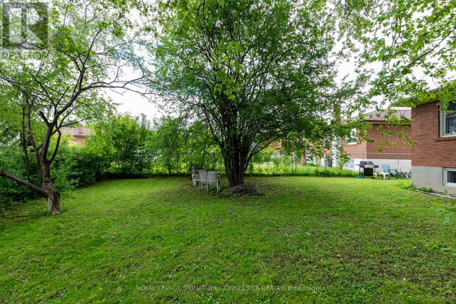 484 DREWRY AVENUE