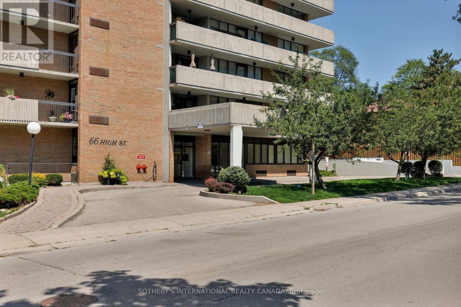 903 - 66 HIGH STREET E