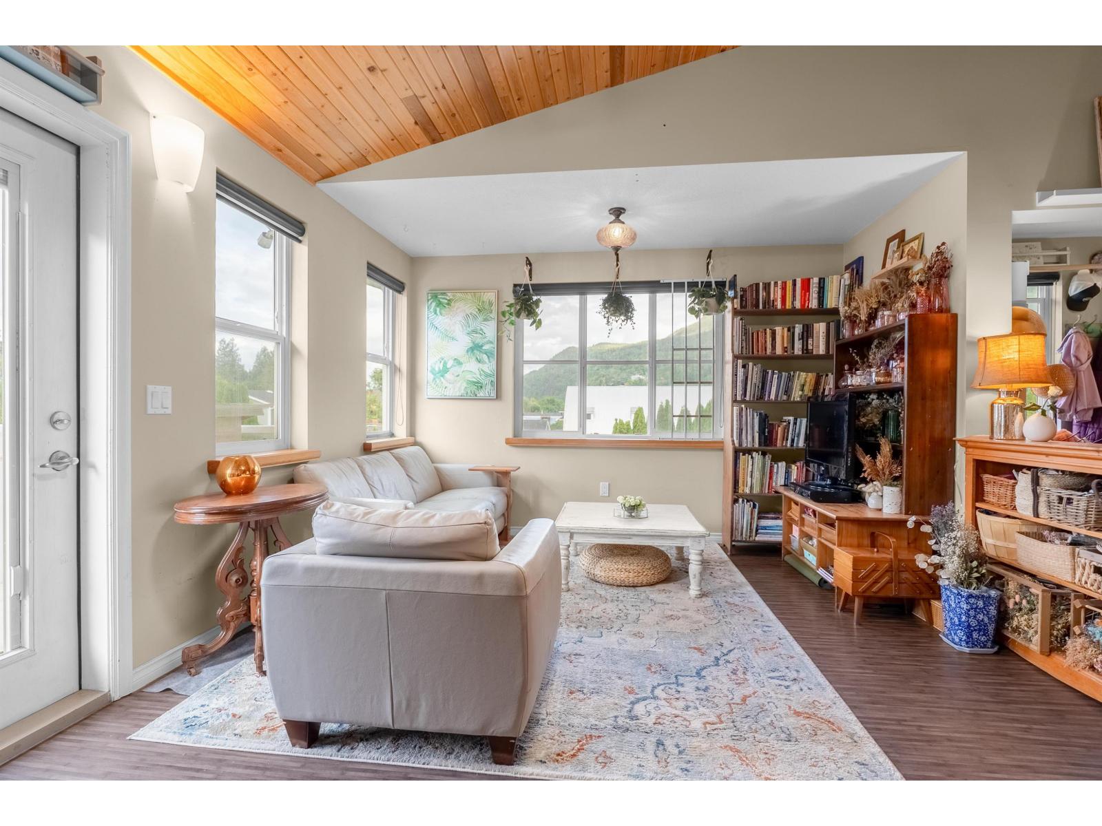 30 42312 YARROW CENTRAL ROAD|Yarrow