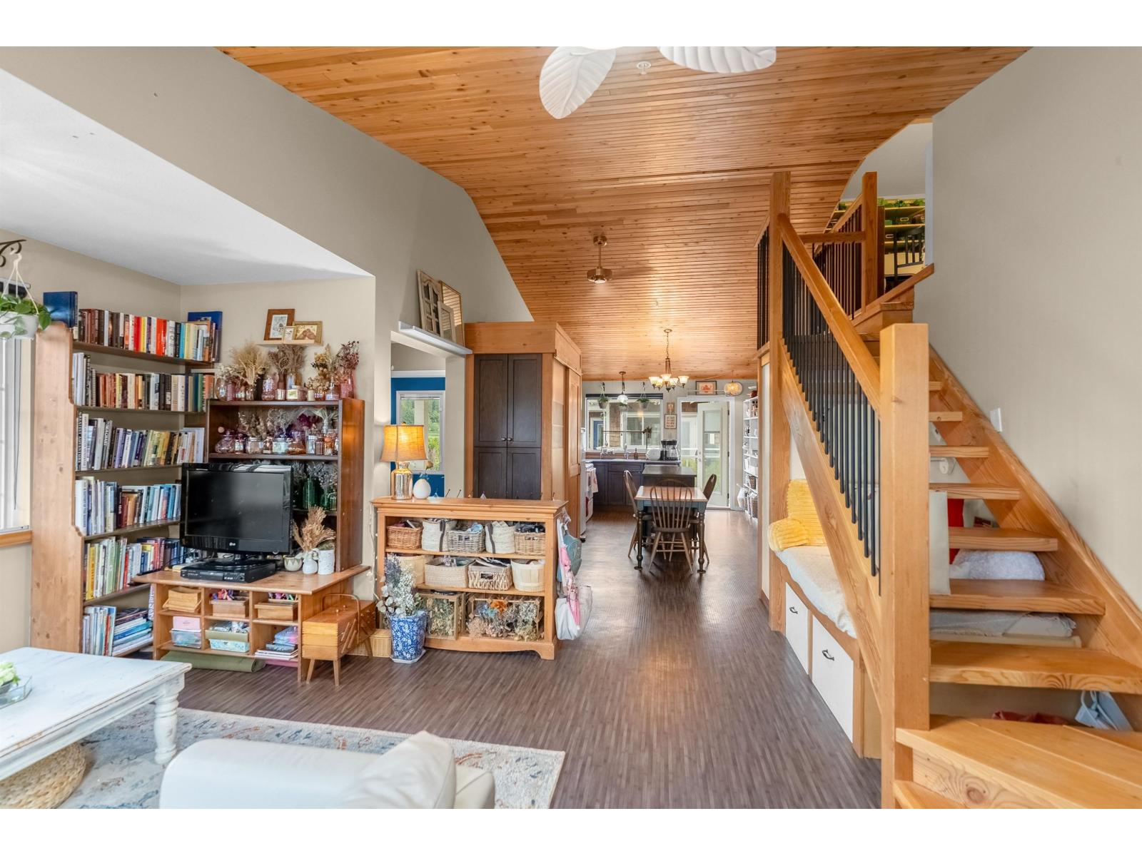30 42312 YARROW CENTRAL ROAD|Yarrow