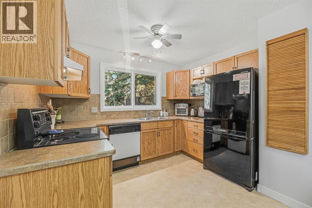 830, 3130 66 Avenue SW